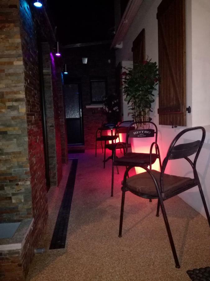 Апартаменты La Coloniale Сен-Мало Экстерьер фото